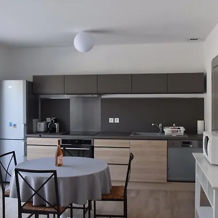 Les Pesquiers Apartment *